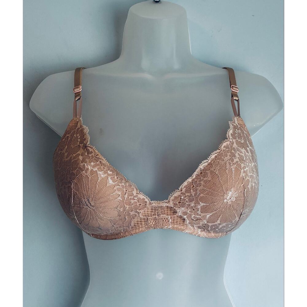 Victoria's Secret Wireless Bra Padded 36B Beige Lace Comfortable Everyday